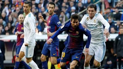 ميسي يسجل الهدف الثاني لبرشلونة في ريال مدريد بالكلاسيكو