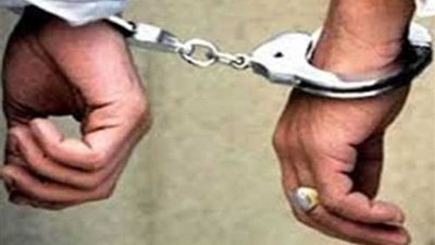 عاطل ينتحل صفة شرطي للاستيلاء على متعلقات المواطنين بالخانكة