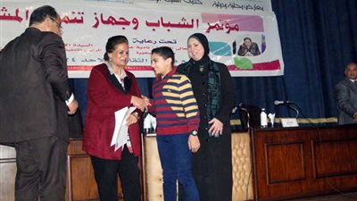 محافظ البحيرة يكرم الفائزين بمسابقة 