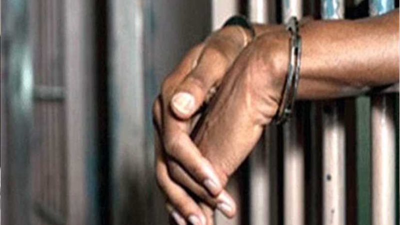 المتهم بقتل طفله