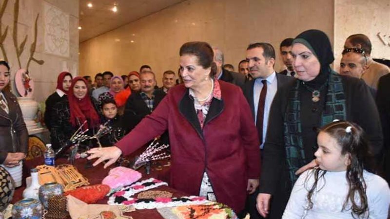 محافظ البحيرة تفتتح