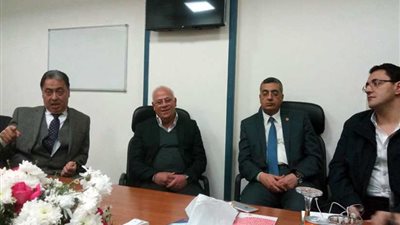 وزير الصحة : 