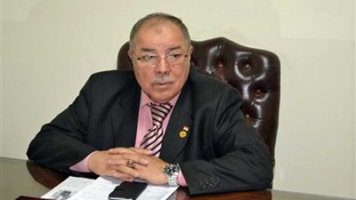 خبراء سياسيون: منع الزيارة عن المتهمين في قضايا إرهابية خطير ومخالف للدستور