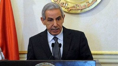 وزير التجارة: استمرار فرض رسم الصادر على خامات معدنية لمدة عام