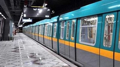 المترو يدفع بفريق فني لإصلاح خط مياه محطة مترو كلية البنات