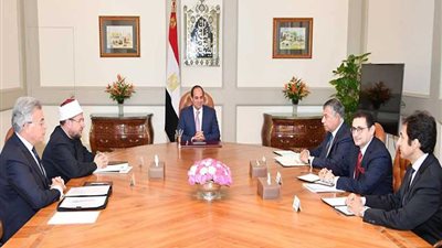 السيسي يعقد اجتماعا لاستعراض سبل تعزيز الاستفادة من أصول وزارة الأوقاف