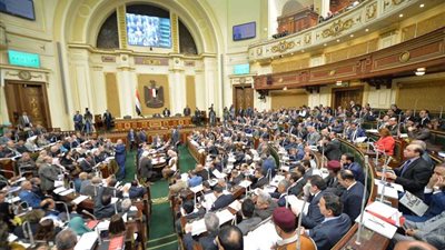 محلية النواب تناقش تحول أراضى الآثار بالفيوم لمرتع قمامة