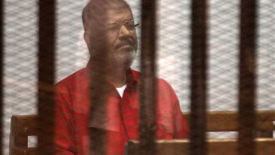 الجنايات تواصل فض الأحراز في محاكمة مرسي في 