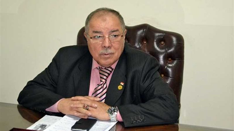 خبراء سياسيون: منع