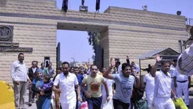 الإفراج عن 259 سجينا