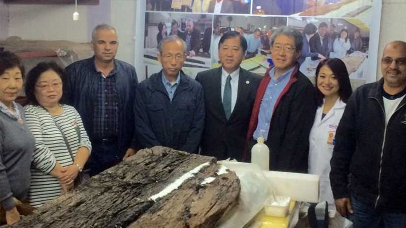 السفير الياباني يزور