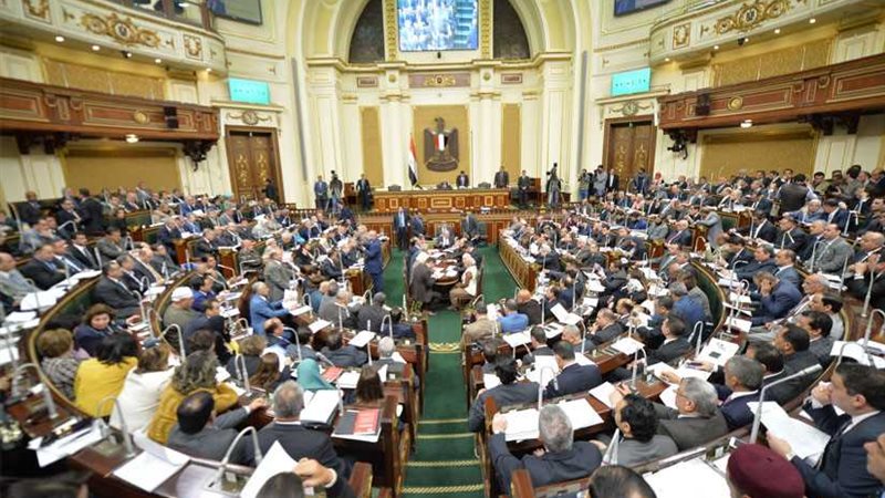 صحة النواب توصى بالتعاقد