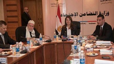 وزيرة التضامن: فتح باب التقديم لمشرفي الحج منتصف يناير