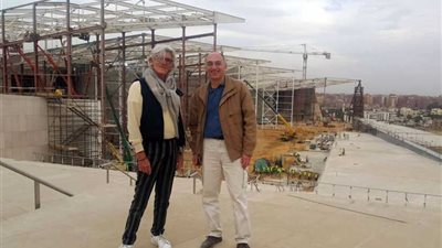 أول تبرع للمتحف المصري الكبير من سائح أجنبي