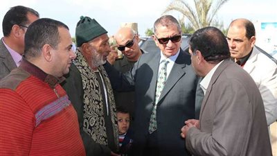 محافظ كفرالشيخ يحيل 20 طبيباً بمستشفى الرياض للتحقيق (صور)