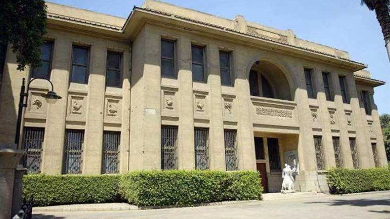 ضفدعة و5 قنافذ..