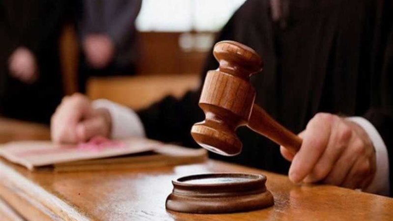 رسائل وصور للمتهمين..