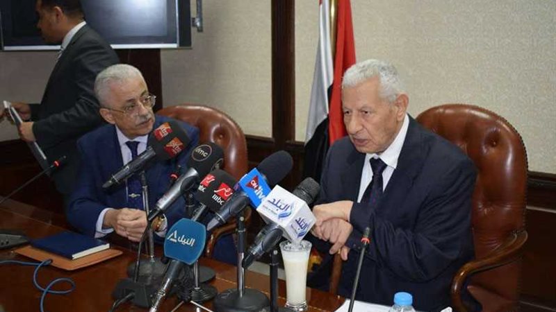 مكرم محمد أحمد: الجميع