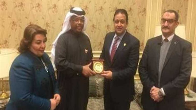 علاء عابد يلتقى رئيس