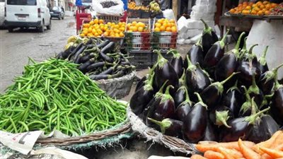 بالوقائع.. التجار يبيعون السلع بأسعار مختلفة