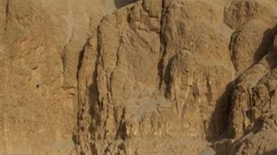 البعثة الأثرية المصرية- الإسبانية المشتركة تنتهي من مشروع المسح الأثري للجرافيتي بوادي الخبيئة الملكية بالأقصر