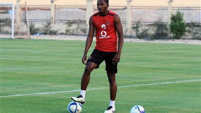 أجايي ومحارب ينتظمان في مران الأهلي.. والخطيب يساند اللاعبين