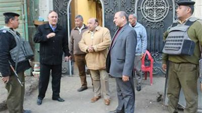 رئيس مدينة مطاي بالمنيا يتابع تأمين الكنائس