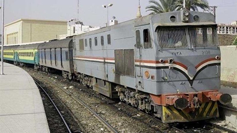 سيارة نقل تعطل حركة