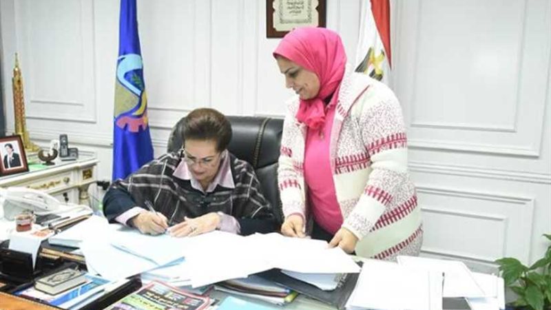 محافظ البحيرة تعتمد