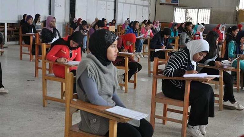 ضبط 25 حالة غش بالامتحانات