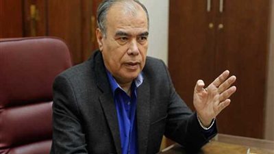 عبدالله حسن ناعيًا 