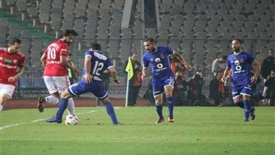 الأهلي يلاقي 