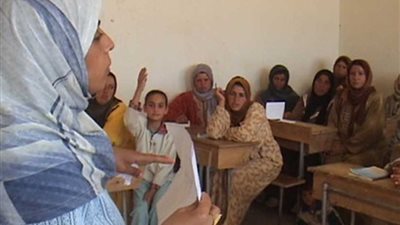 فتح 232 فصلا لمحو الأمية بـ4 مراكز بالمنيا