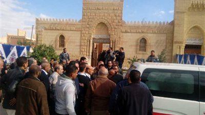 نافع في مثواه الأخير (بالفيديو والصور)