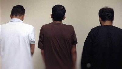 القبض على 3 متعهدي توريد الوجبات الغذائية للمستشفيات الحكومية