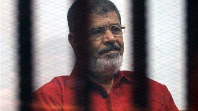 غدا.. إعادة محاكمة مرسي و27 آخرين بـ