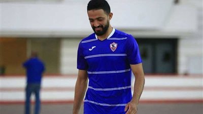 صلاح عاشور يهدر ضربة جزاء للزمالك أمام طلائع الجيش