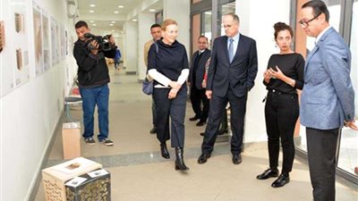 افتتاح معرض تطويع المقاعد للاستخدامات المختلفة بالألمانية