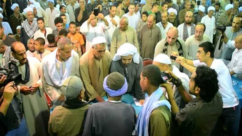 محافظ سوهاج ومدير