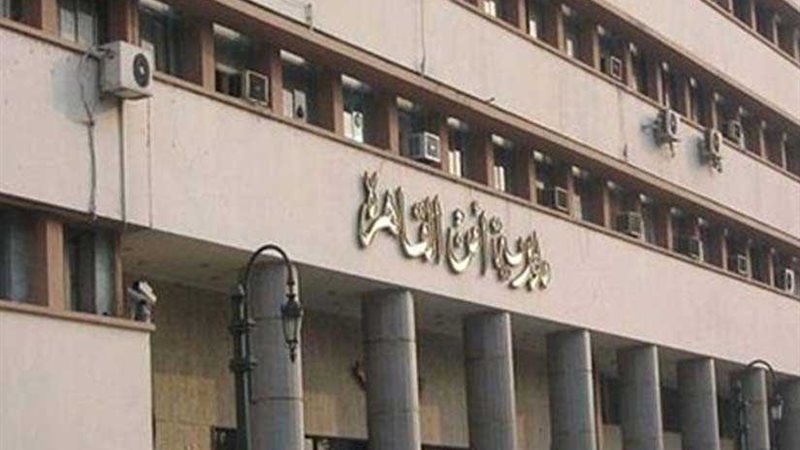 نجاران يقتلان سائقًا