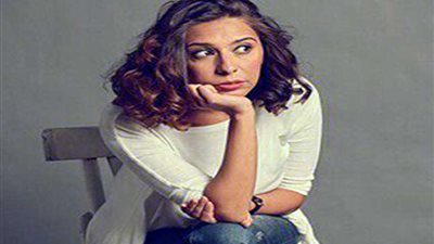 «هبة يسرى»: لا أحارب الحجاب.. و الخمر والحشيش والجنس.. دراما مشروعة!