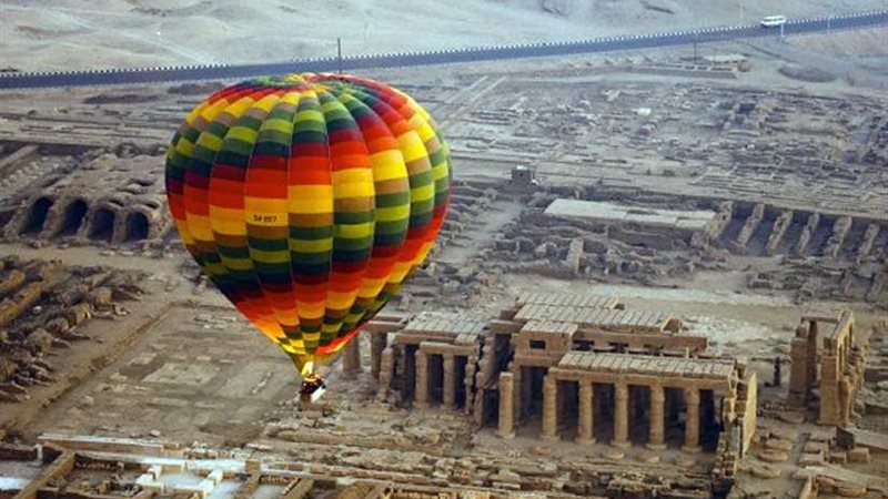 رئيس سلطة الطيران