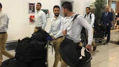بعثة المصري تصل الإمارات ولاعب الأهلي ينضم للفريق استعدادًا للسوبر المحلي