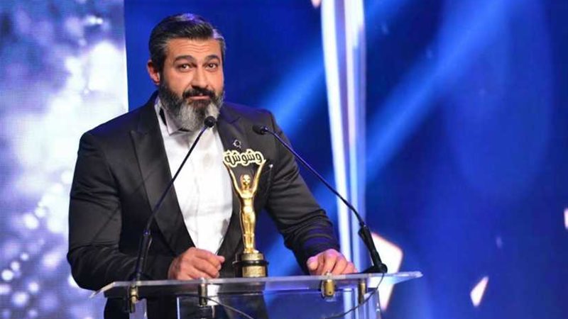 بالصور ..ياسر جلال