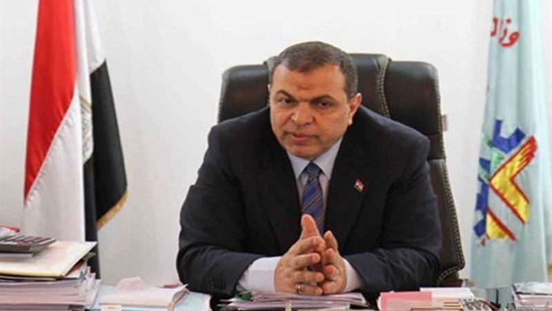 سعفان يتابع فرق العمل