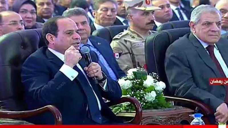الرئيس السيسي يطلب