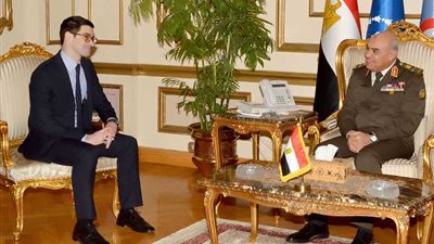 مساعد وزير الدفاع الأمريكي: نسعى للتنسيق والعمل مع مصر لدفع آفاق التعاون العسكري