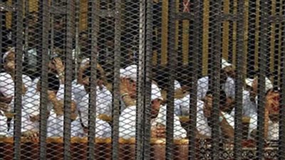 70 متهمًا بتشكيل 