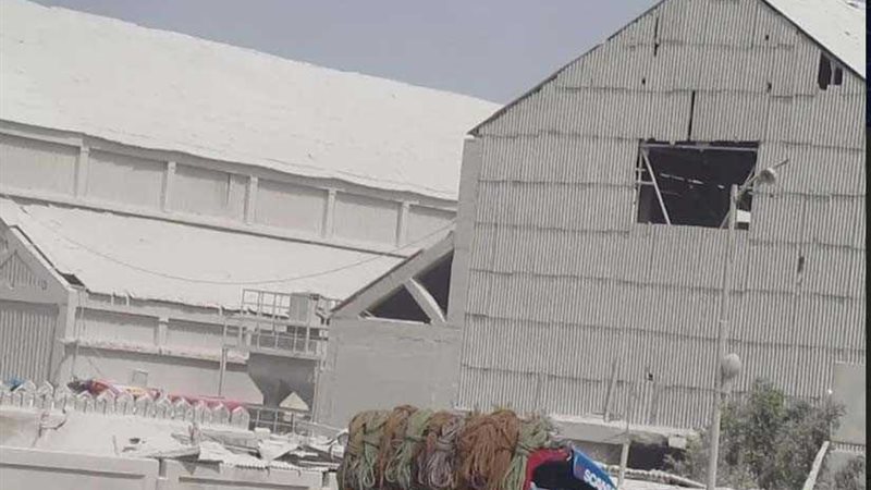 قوافل متكاملة لقرية