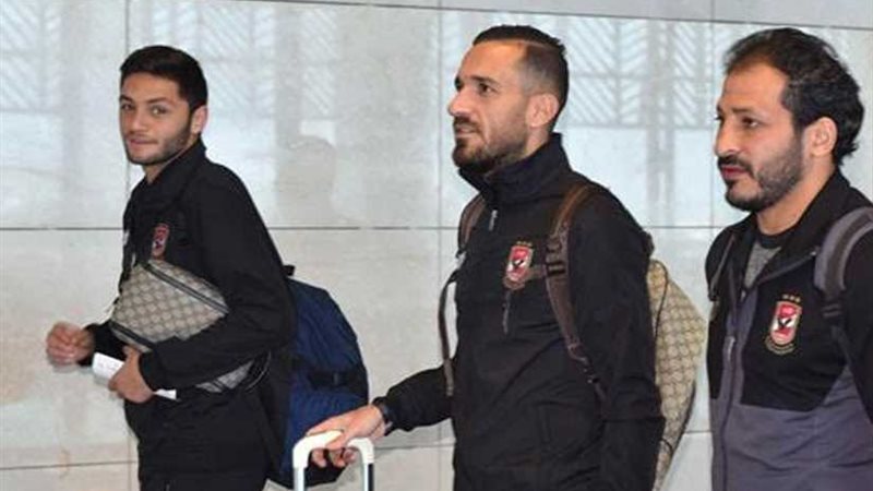 بعثة الأهلي تصل أبوظبي